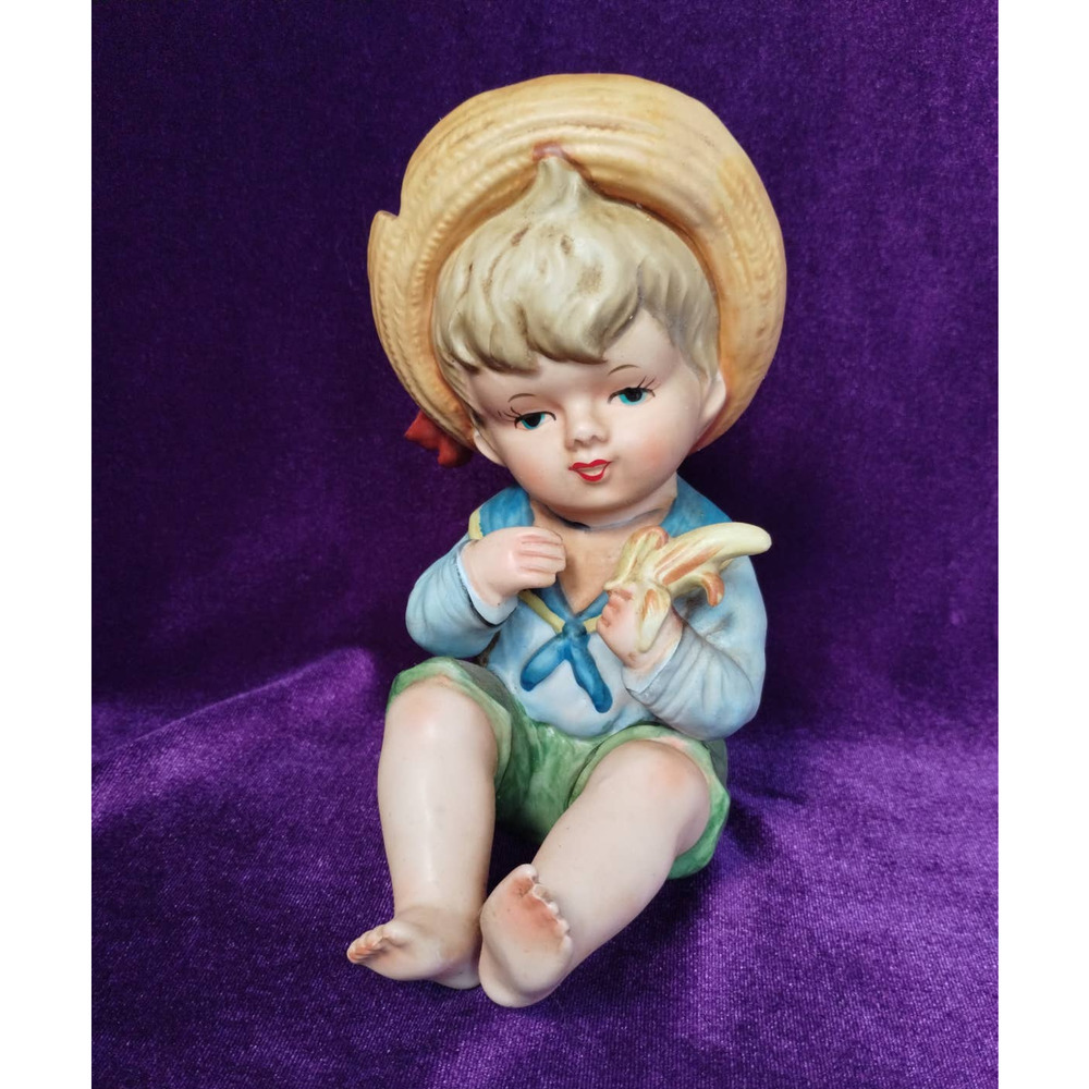 Vintage Porcelain Figurine Boy Piano Baby, Lipper Mann Creations, Japan